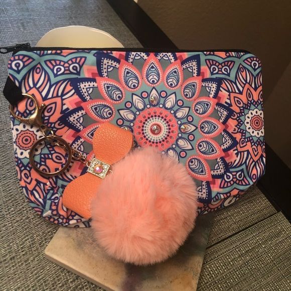 #84c 🍑👛NWOT Swarovski Crystal Bag & Peach Pom Pom Keychain *one of a kind* - Picture 15 of 17